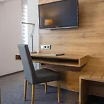 Rose Hotel